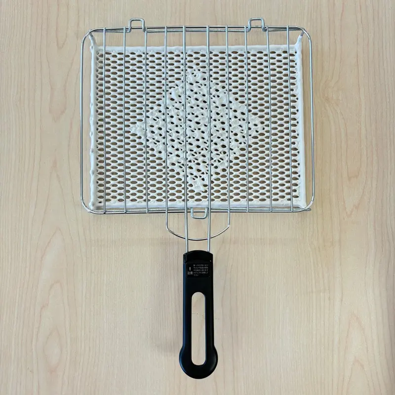 Ceramic Yaki-Ami Grill Rack – Straight-Style Heat-Resistant Mesh Plate 1