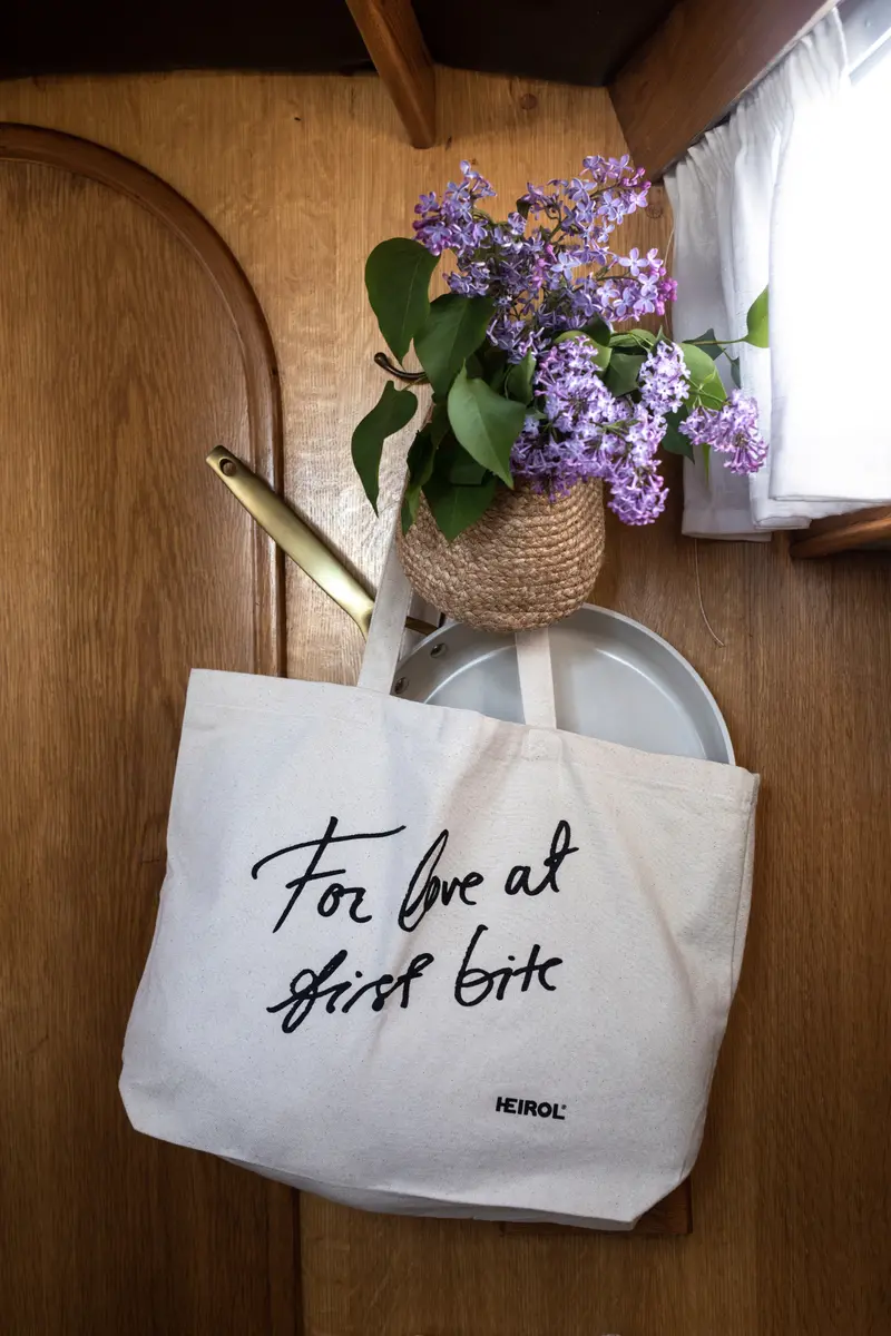 Cotton Canvas Tote Bag – 'For Love At First Bite' Design 1