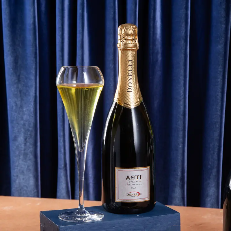 Donelli Asti Docg Sweet Sparkling Wine – 750Ml Bottle 1