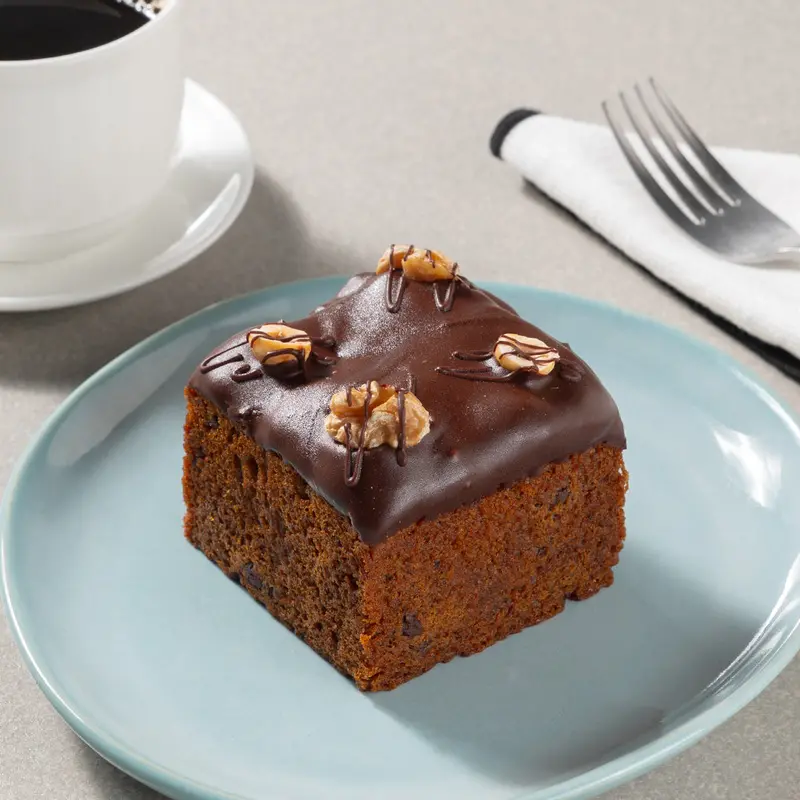 Gluten-Free Banana Mini-Cakes – Yogurt-Infused Bite-Sized Desserts 1