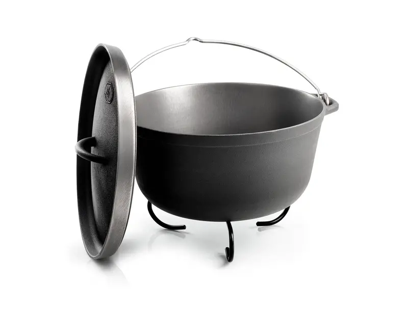 Guidecast Heavy-Duty Cast Iron Dutch Oven 1