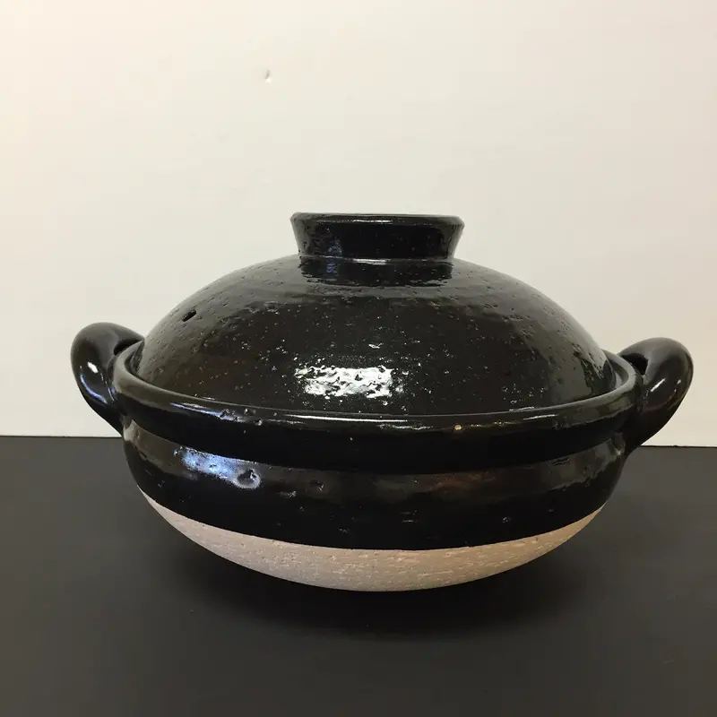 Iga-Yaki Black Donabe Steamer – Authentic Nagatani Clay 1