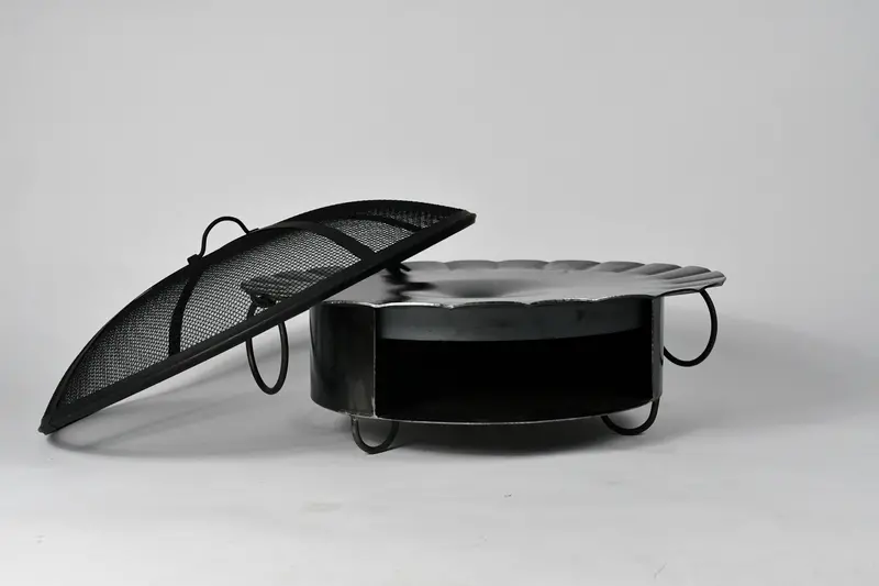 Medium-Sized Pardner Dome Grill Cover 1
