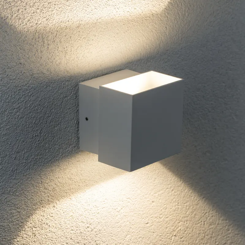 Paulmann Cybo Square Led Wall Light – 7.7W, 10×10 Cm, White Exterior Design 1